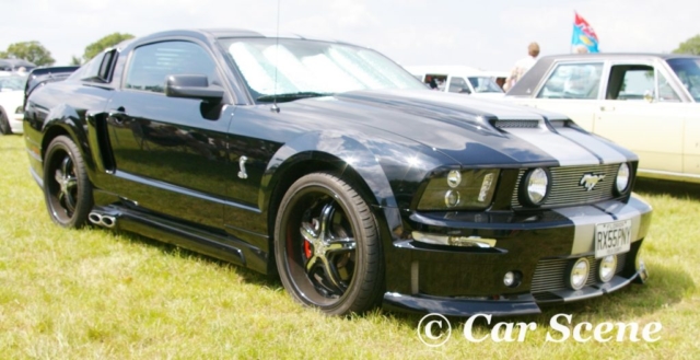 2005 Ford Mustang Shelby Cobra front three quarters view