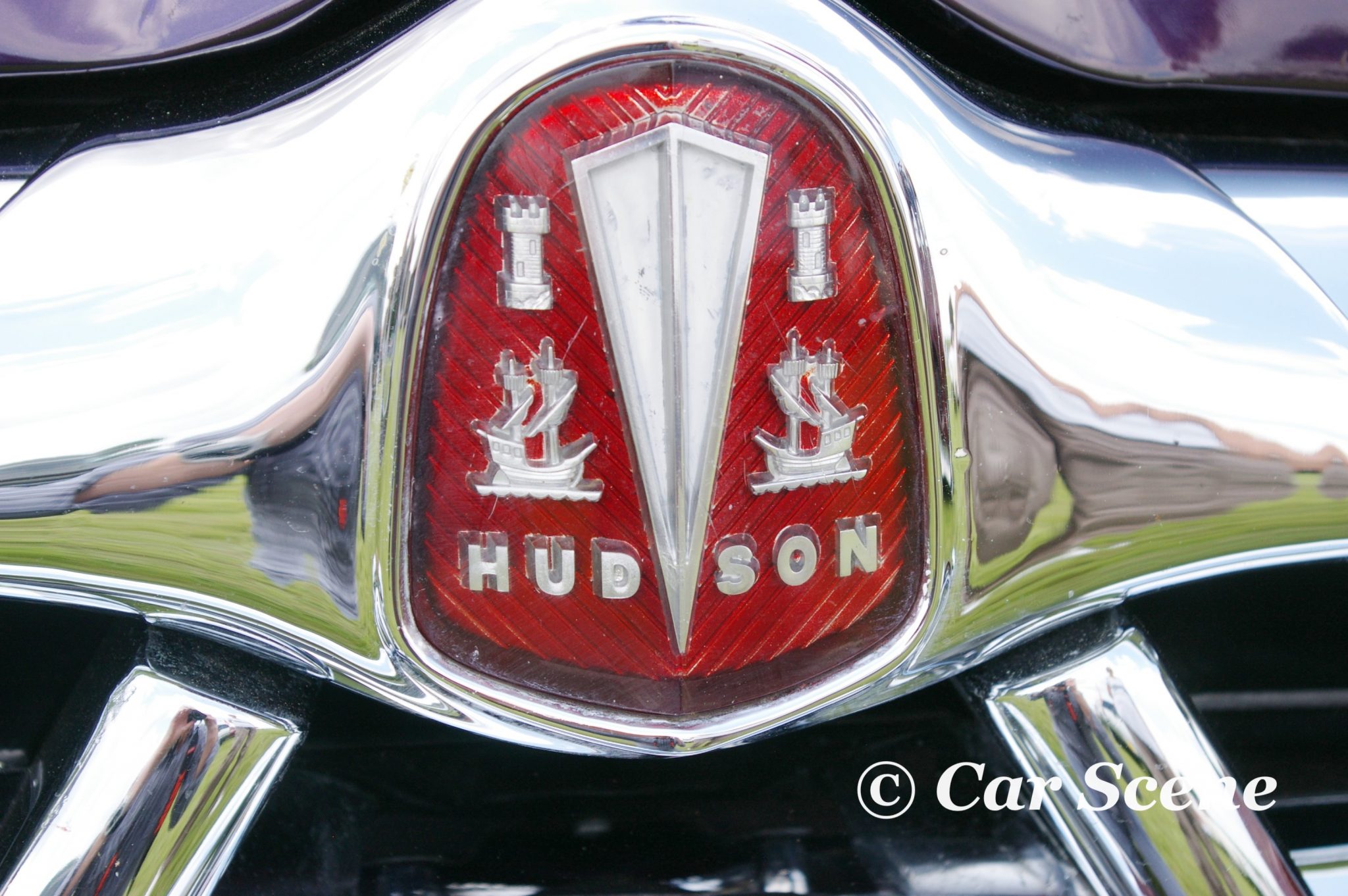 1952 Hudson Hornet front badge