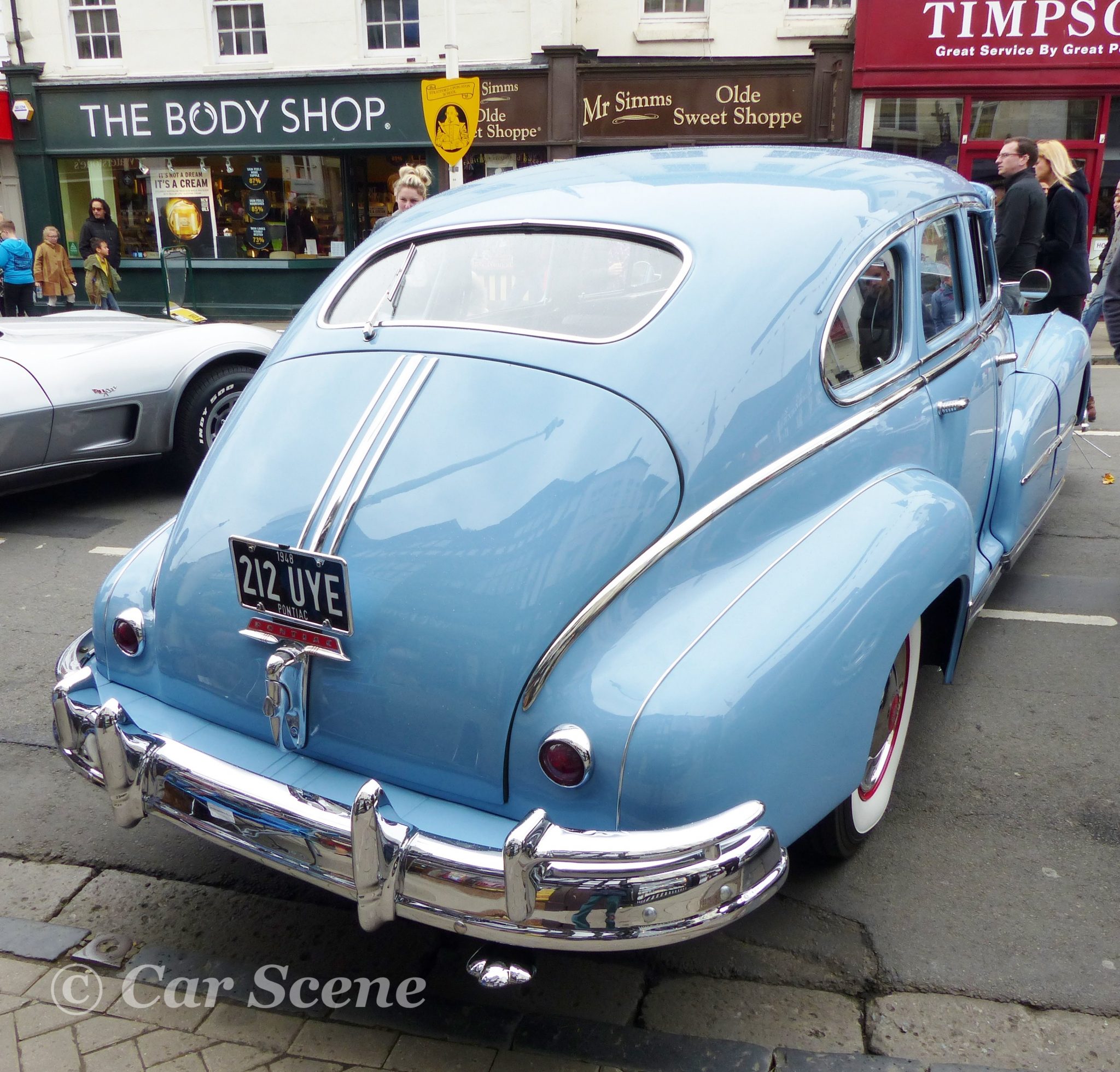 1948 Pontiac Silver Streak rear view