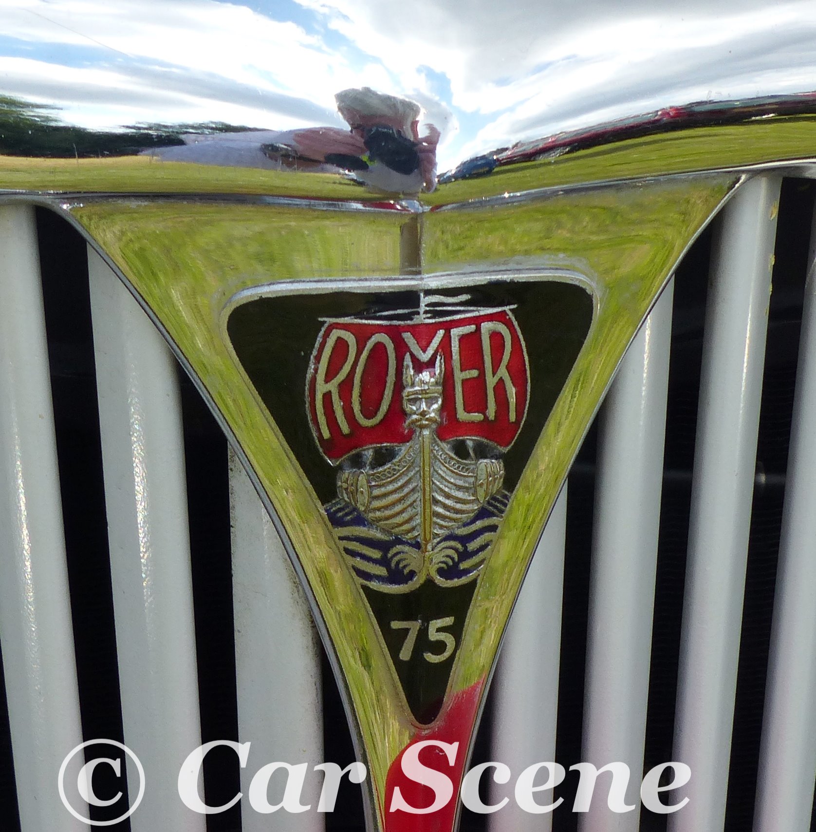 1949 Rover 75 (P3) grille badge