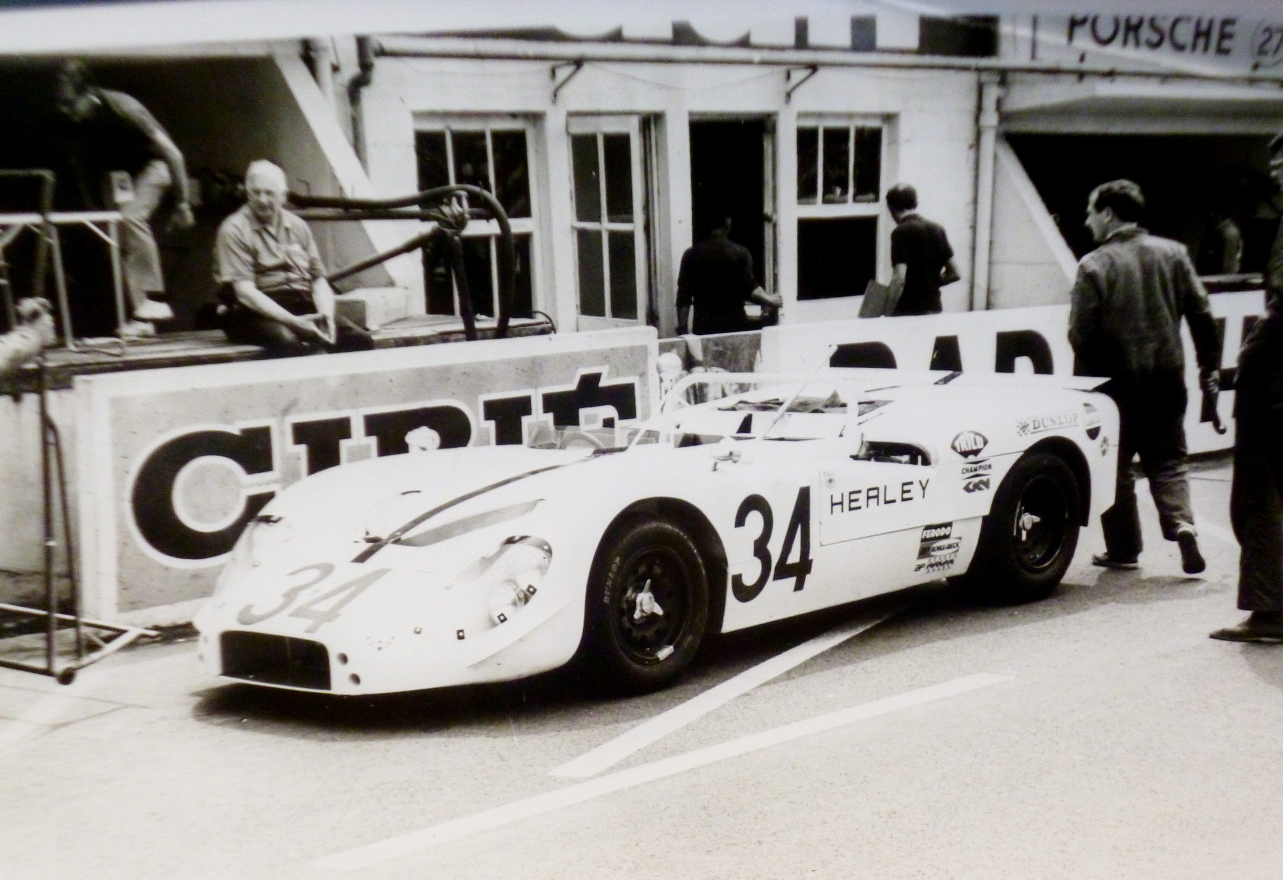 Healey XR37 at Le Mans 1970