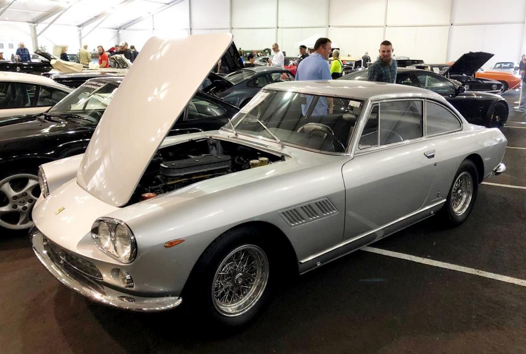 1964 67 Ferrari 330 GT 2 + 2