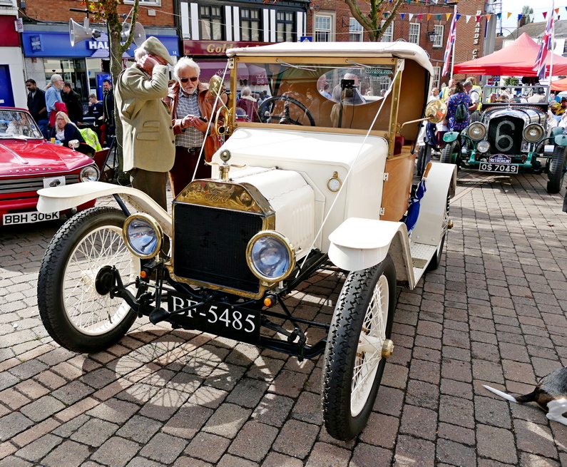 Ford Model T with special "boat tail" body