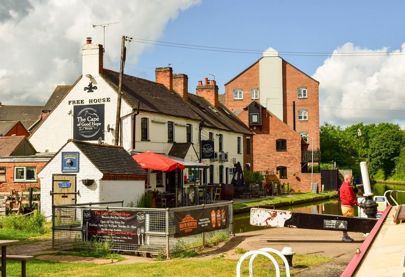The Cape of Good Hope Pub , Grand Union Canal, Warwick