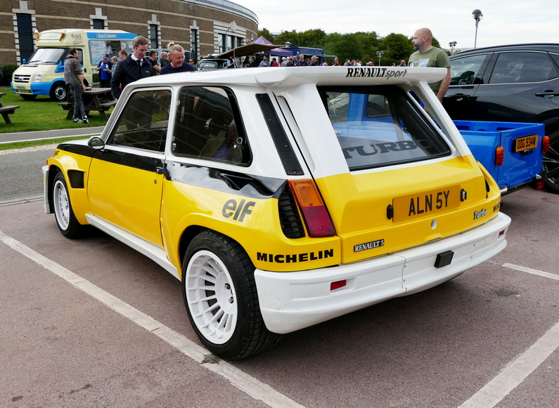 Renault 5 Turbo. Rear.
