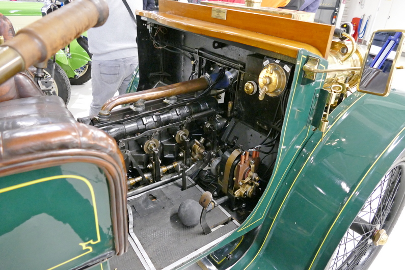 1904 Lanchester pre production 20 HP. Engine