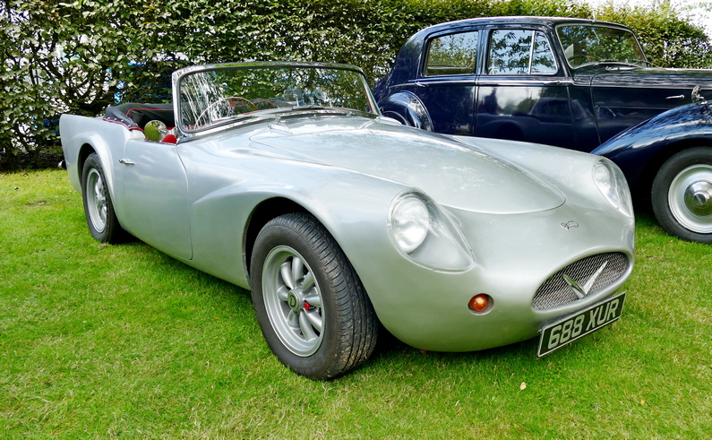 Daimler SP 250 with modified front end